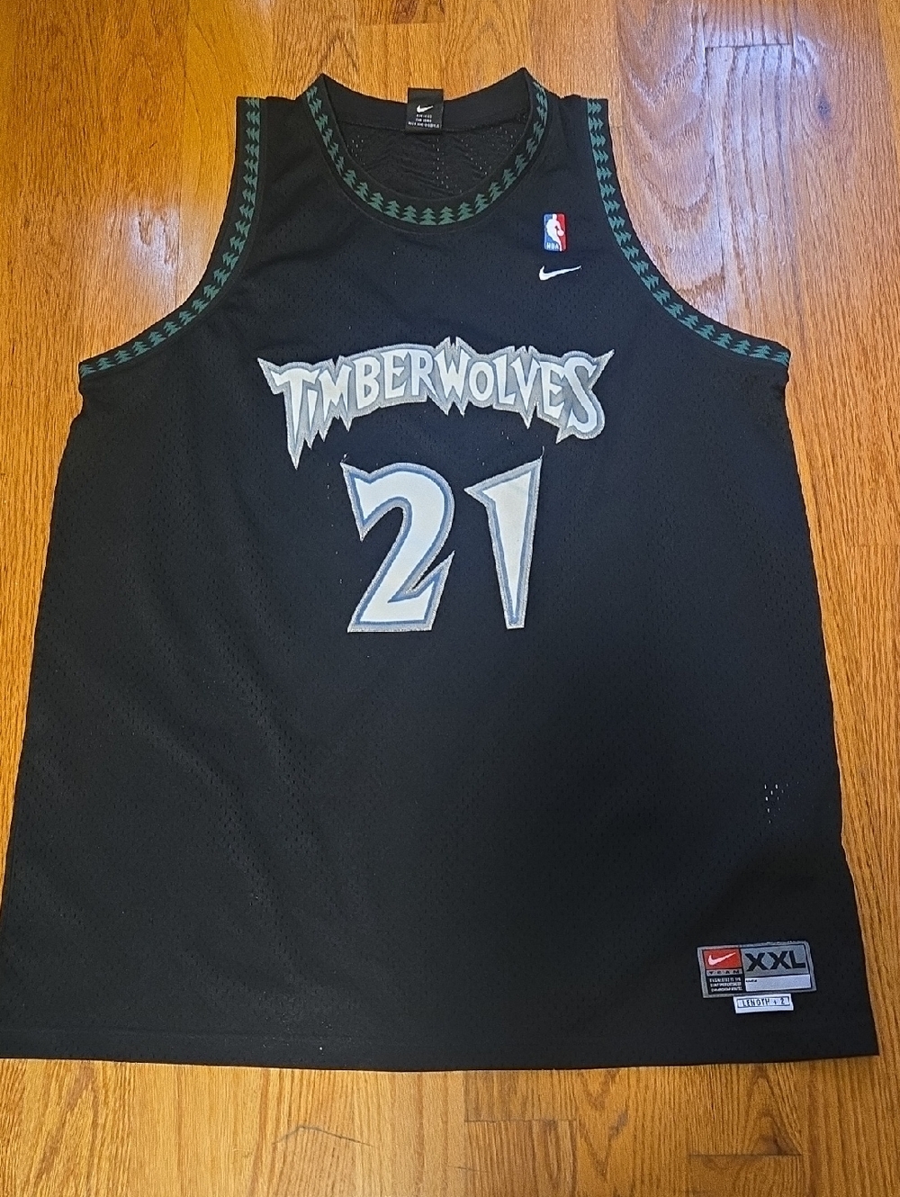 Nike Kevin Garnett Minnesota Timberwolves #21 Jersey.  Mens XXL.